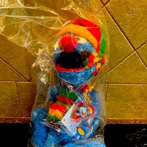 Macy’s Grover Plush Toy plus Grover Watch